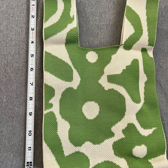 Mini Knot Wrist Bag wristlet knitted green flower tote NEW - Picture 2 of 7